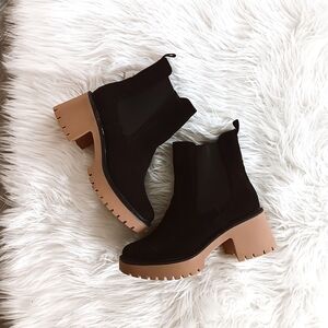 Universal Thread Black Suede Leather Crispin Chunky Heel Platform Ankle Boots